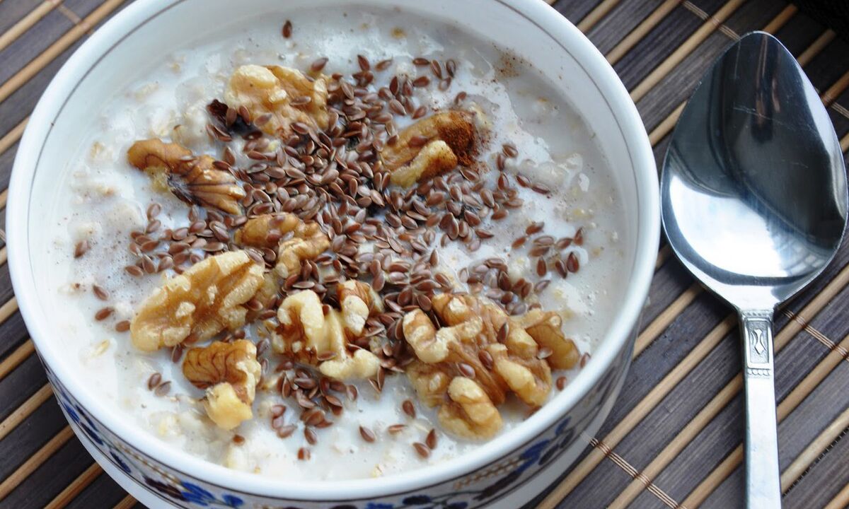 亚麻籽牛奶粥——减肥人士的健康早餐